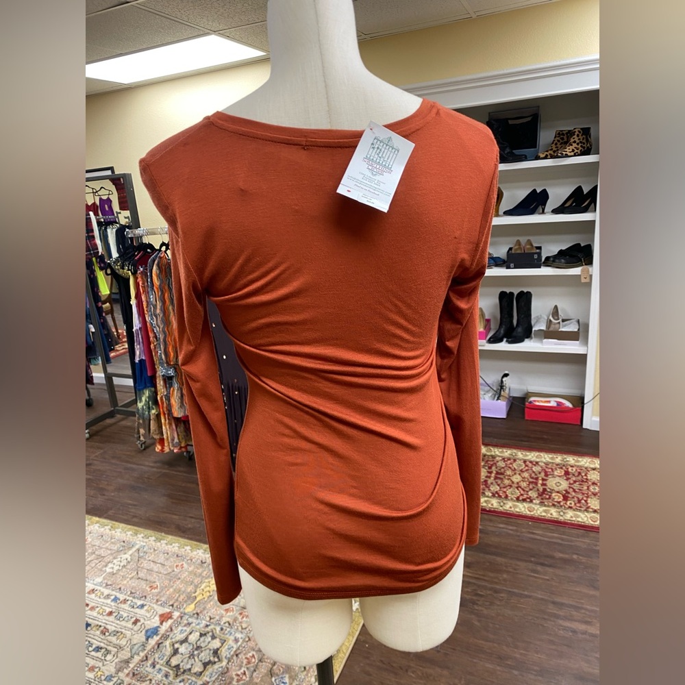 Active basic Long sleeved orange shirt